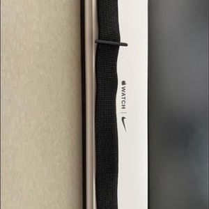 Apple Watch 44mm Summit Black Nike Sport Loop